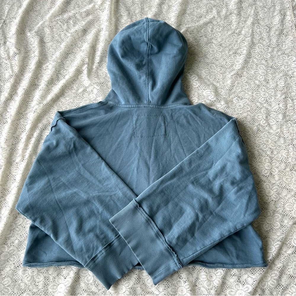 Free People Movement Beachy Cropped hoodie blue size small - Picture 8 of 9